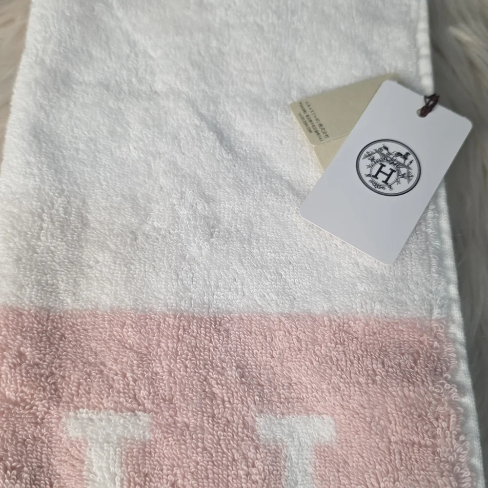 Unused Hermès Avalon Bicolor 100% Cotton Handkerchief